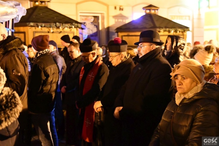 Droga Krzyżowa w Winnym Grodzie