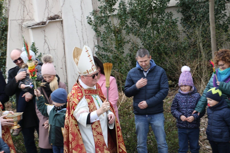 Płock. Niedziela Palmowa w katedrze