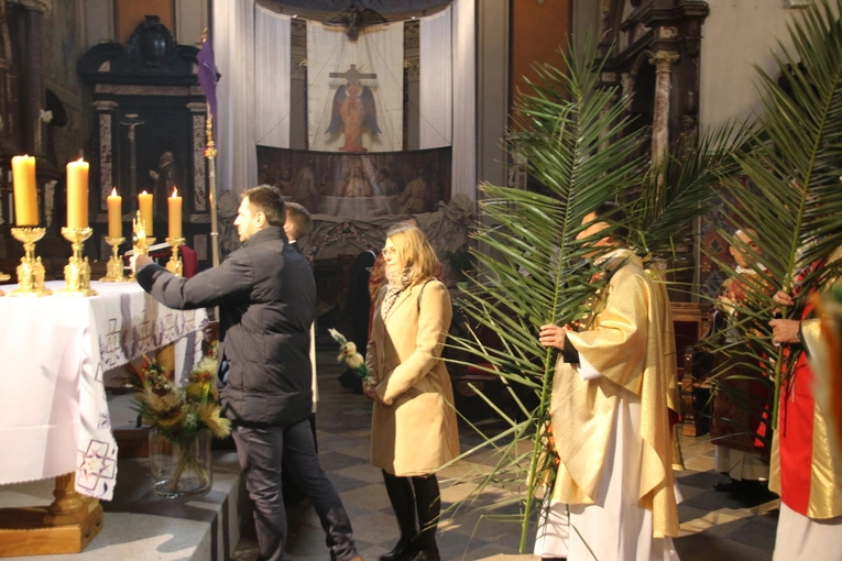 Płock. Niedziela Palmowa w katedrze