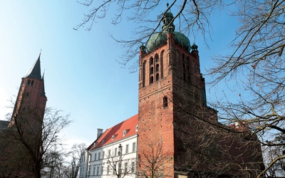 Wieża zegarowa przy katedrze czeka na powrót dzwonu Święty Zygmunt.Czy te plany diecezji, miasta i pasjonatów historii się spełnią w najbliższych latach?