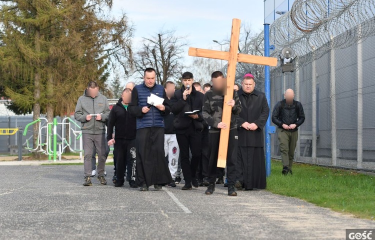 Droga Krzyżowa w Zakładzie Karnym