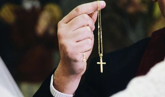 Z jakimi sprawami udać się do kurii?