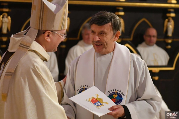 Odznaczenia i nominacje kapłańskie