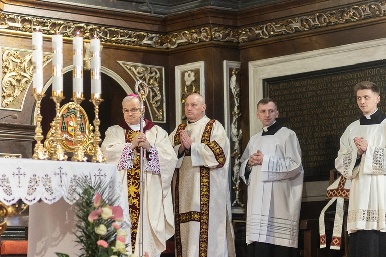 Msza Krzyżma w katedrze świdnickiej