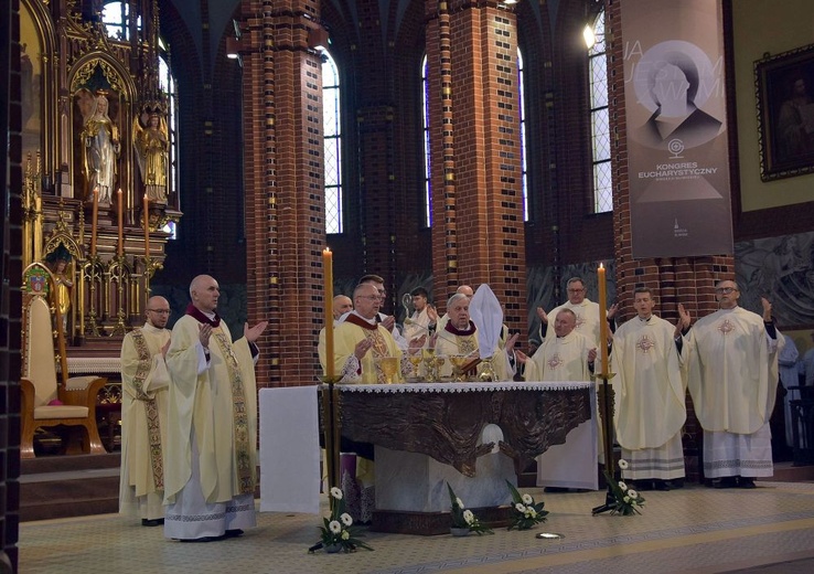 Msza św. Krzyżma w katedrze 