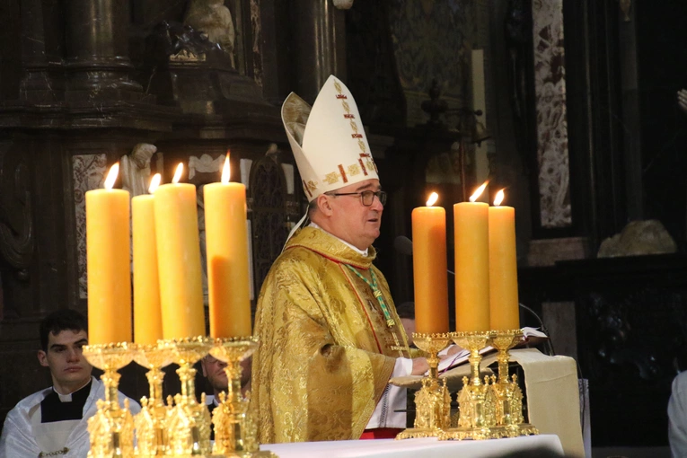 Płock. Msza Krzyżma