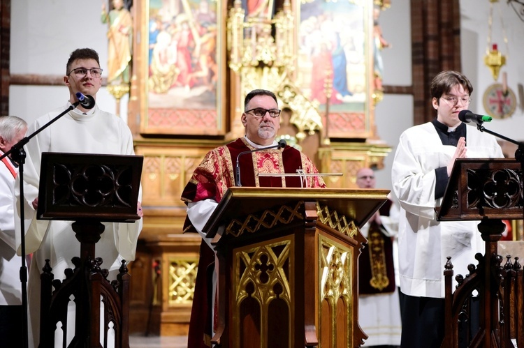 Olsztyn. Liturgia Męki Pańskiej