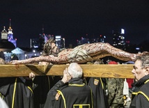 160-kilogramowy krzyż