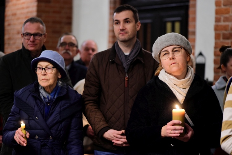 Liturgia Wigilii Paschalnej - konkatedra św. Jakuba w Olsztynie