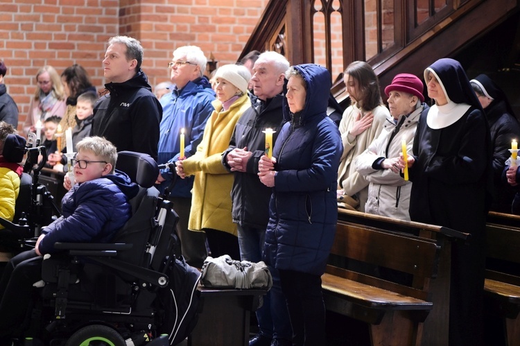 Liturgia Wigilii Paschalnej - konkatedra św. Jakuba w Olsztynie