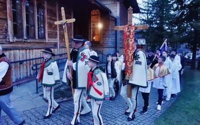 Procesja rezurekcyjna w Kościelisku 