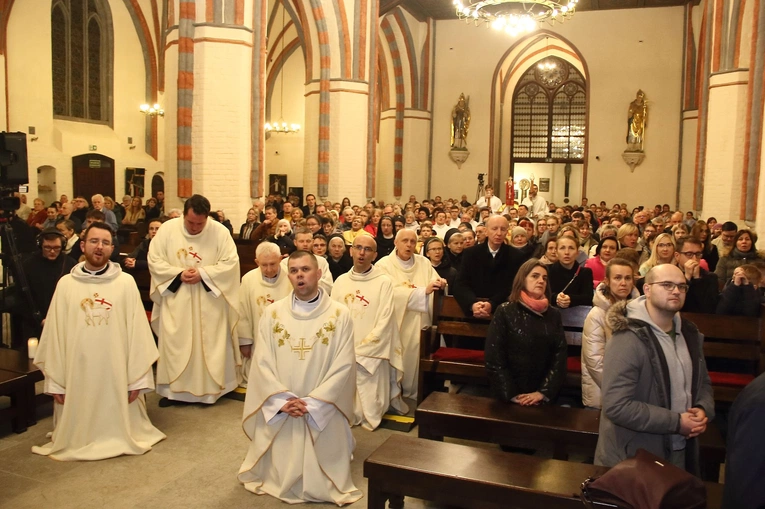 Wigilia Paschalna w katedrze