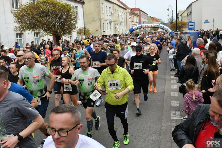 To już dziesiąta edycja Biegu do Pustego Grobu