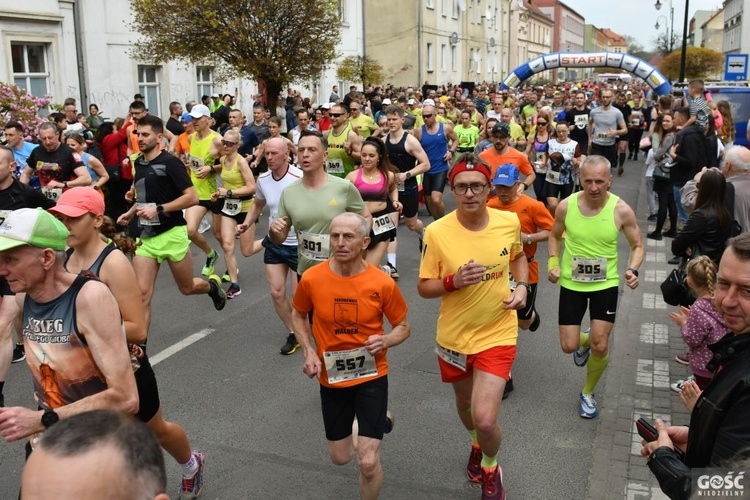 To już dziesiąta edycja Biegu do Pustego Grobu