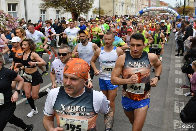 To już dziesiąta edycja Biegu do Pustego Grobu