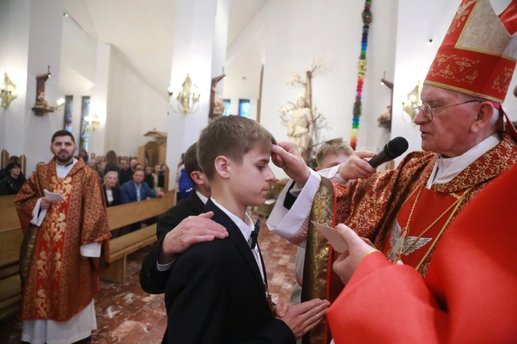 Bierzmowanie w Łososinie Dolnej 2024