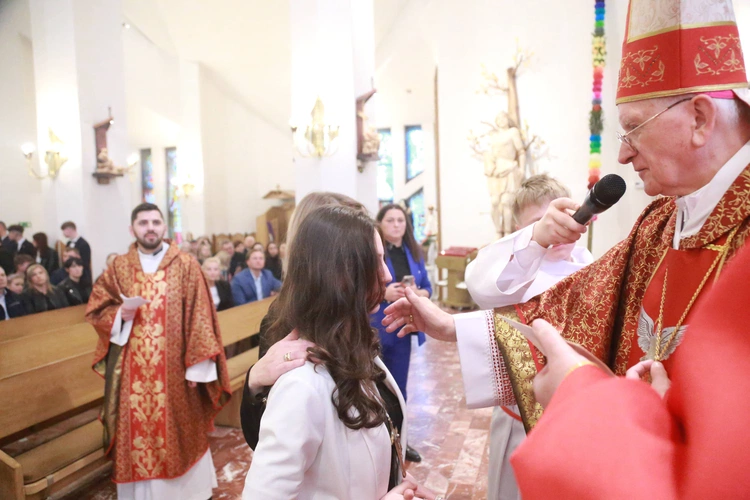 Bierzmowanie w Łososinie Dolnej 2024