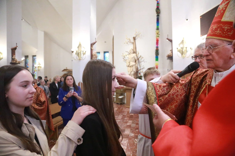 Bierzmowanie w Łososinie Dolnej 2024