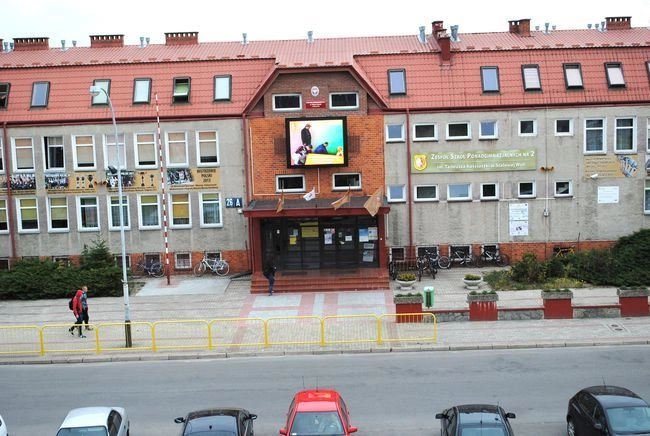 Uczniowie ZS nr 2 mogą już ćwiczyć na strzelnicy.