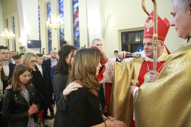 Bierzmowanie u MB Fatimskiej w Tarnowie 2024