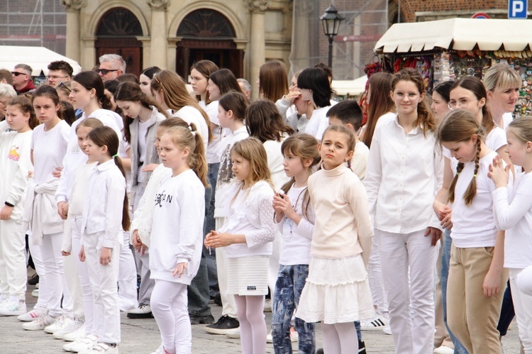 Róża dla Jezusa Miłosiernego 2024