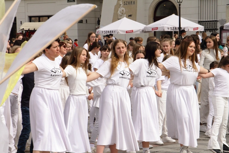 Róża dla Jezusa Miłosiernego 2024