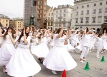 Dzięki Golgocie możemy żyć. 13. Róża dla Jezusa Miłosiernego