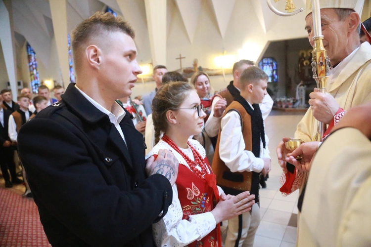 Bierzmowanie w Tylmanowej