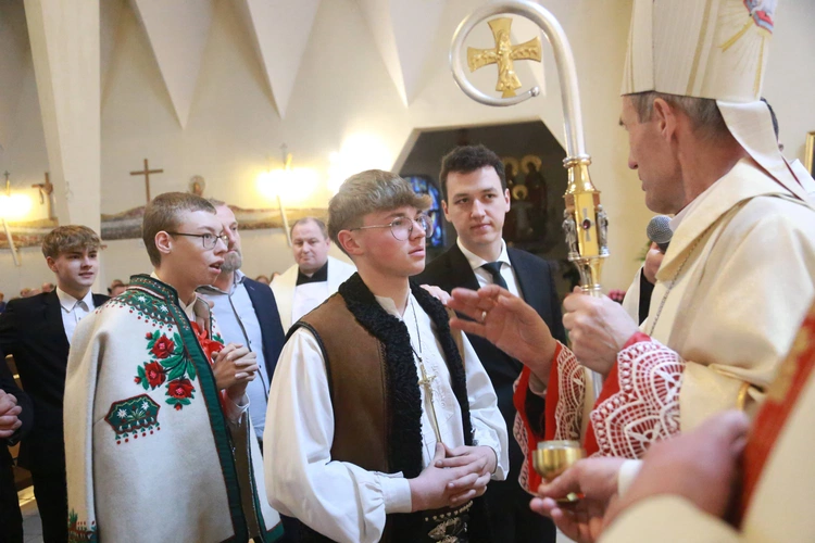 Bierzmowanie w Tylmanowej