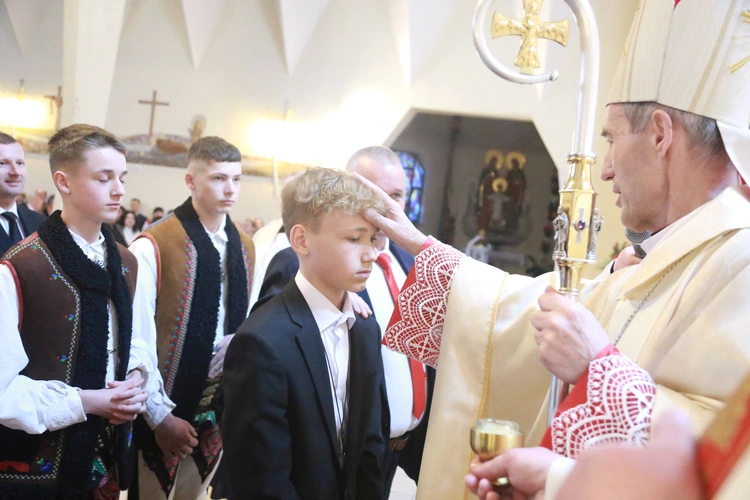 Bierzmowanie w Tylmanowej