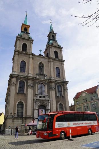 Brzeg. SpoKREWnieni z Miłosierdziem