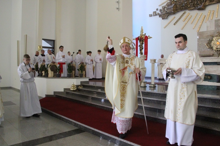 Stary Sącz. Dedykacja kościoła pw. Bożego Miłosierdzia