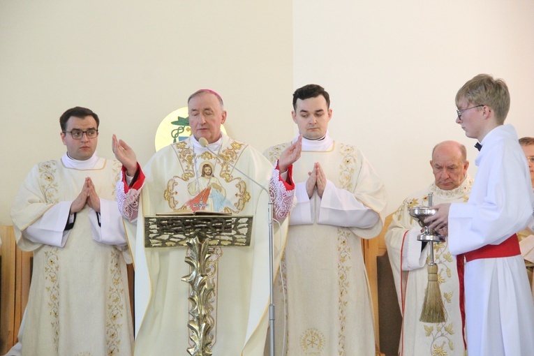 Stary Sącz. Dedykacja kościoła pw. Bożego Miłosierdzia