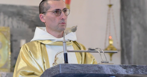 Jezus czeka w konfesjonale