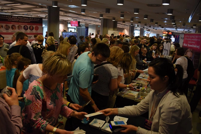 Koncert uwielbienia "On Mocą" 2024