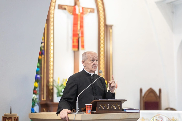 Szkoła Adoracji Najświętszego Sakramentu