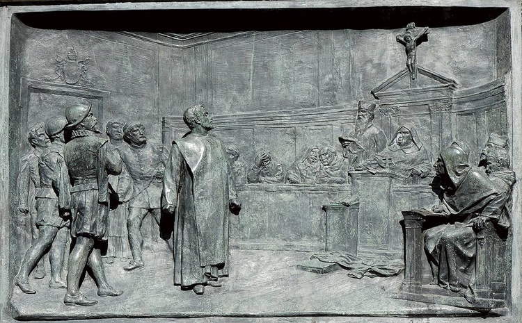 Proces Giordana Bruna – tablica na pomniku filozofa na Campo de’ Fiori w Rzymie.