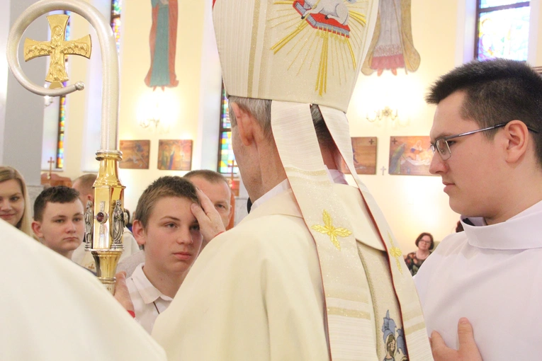 Bierzmowanie w Dębicy-Latoszynie 2024