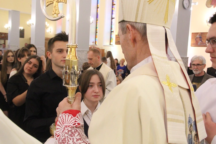 Bierzmowanie w Dębicy-Latoszynie 2024