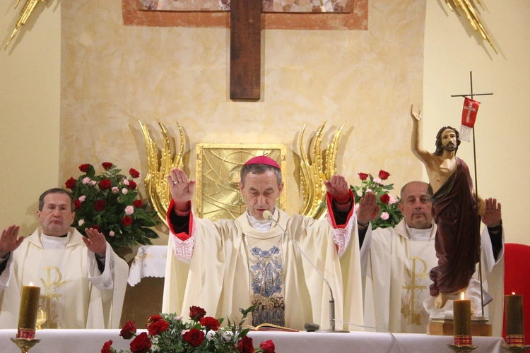 Bierzmowanie w Dębicy-Latoszynie 2024