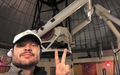 Dr Kacper Wierzchoś w obserwatorium astronomicznym Mount Lemmon w Arizonie (USA).