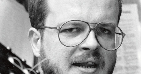 Jacek Kaczmarski, poeta, kompozytor, obdarzony znakomitym głosem wykonawca swoich własnych utworów.