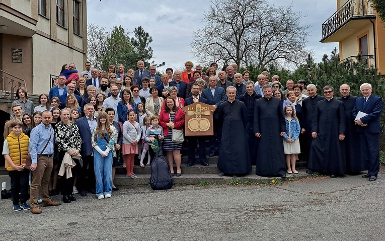 Uczestnicy koziańskiego jubileuszu.