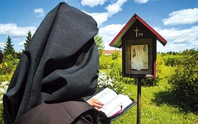 – Medytacja to relacja z Tym, o Którym wiemy, że nas miłuje. Chodzi o to, by bardziej kochać także czynem, niż wiele „rozumować” nad tekstem – mówi s. Jana Paula.