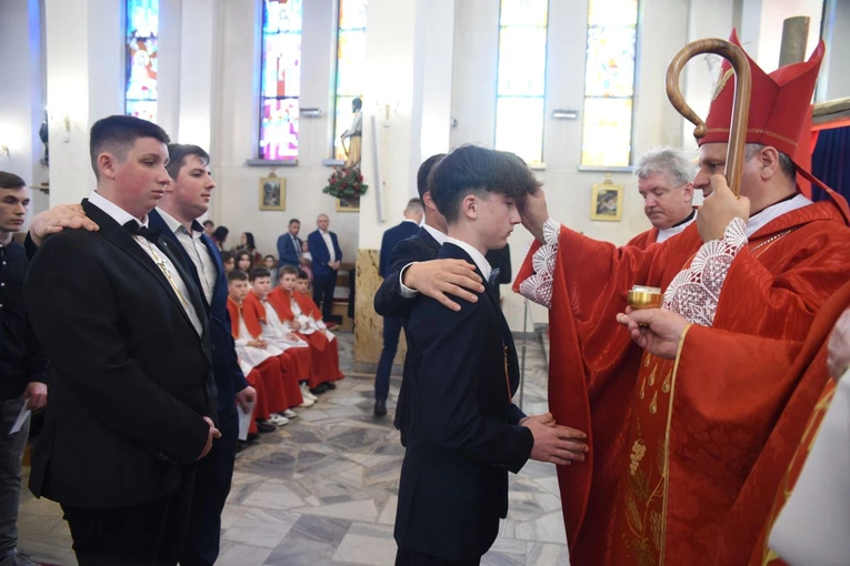 Bierzmowanie w Łąkcie 2024