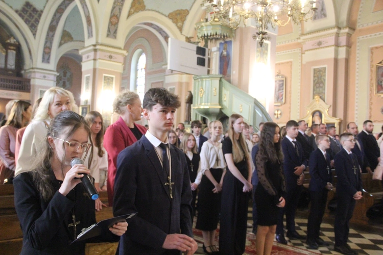 Bierzmowanie w Mikluszowicach 2024