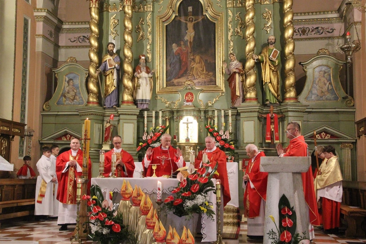 Bierzmowanie w Mikluszowicach 2024