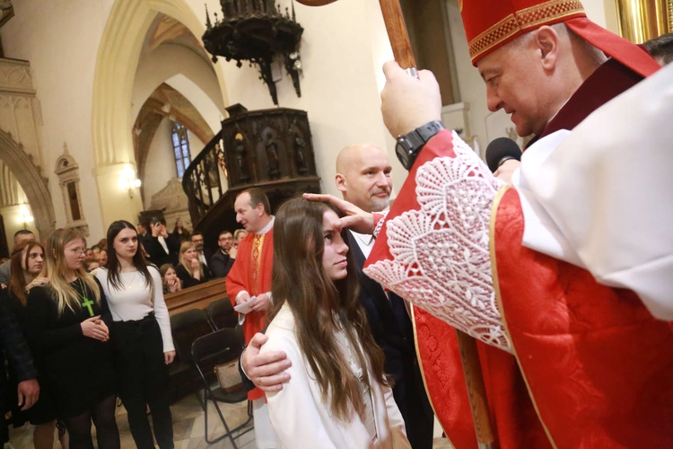Bierzmowanie w katedrze 2024