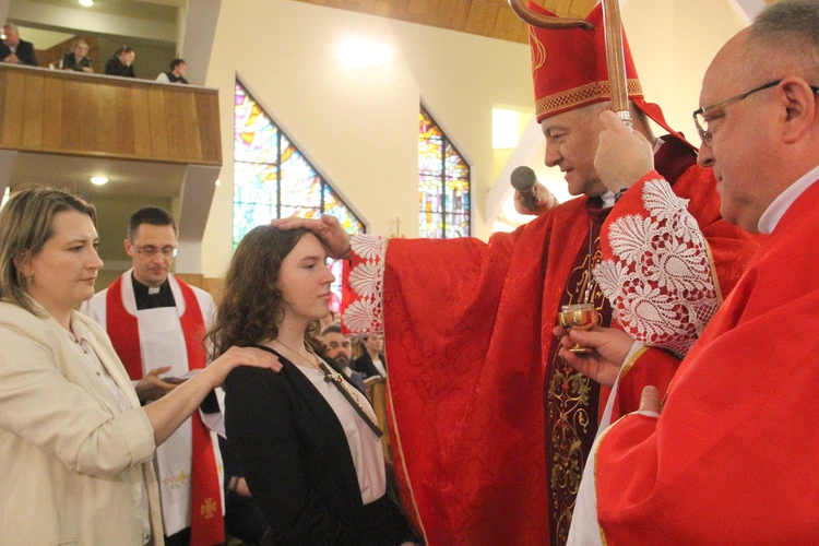Tarnów. Bierzmowanie w Miłosierdziu Bożym