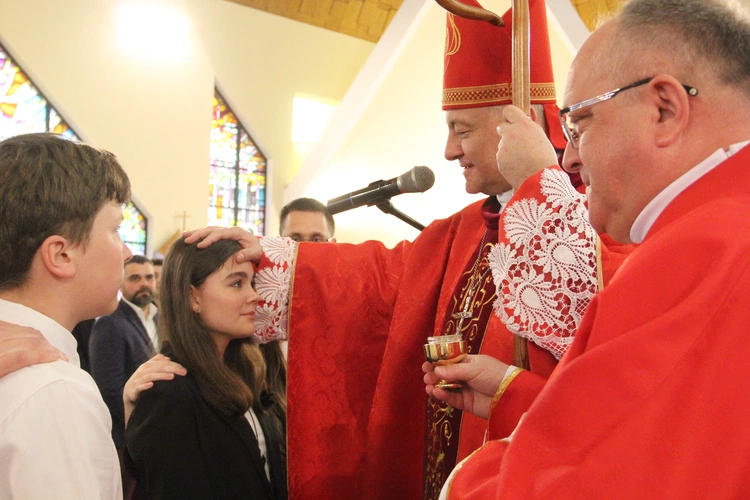 Tarnów. Bierzmowanie w Miłosierdziu Bożym